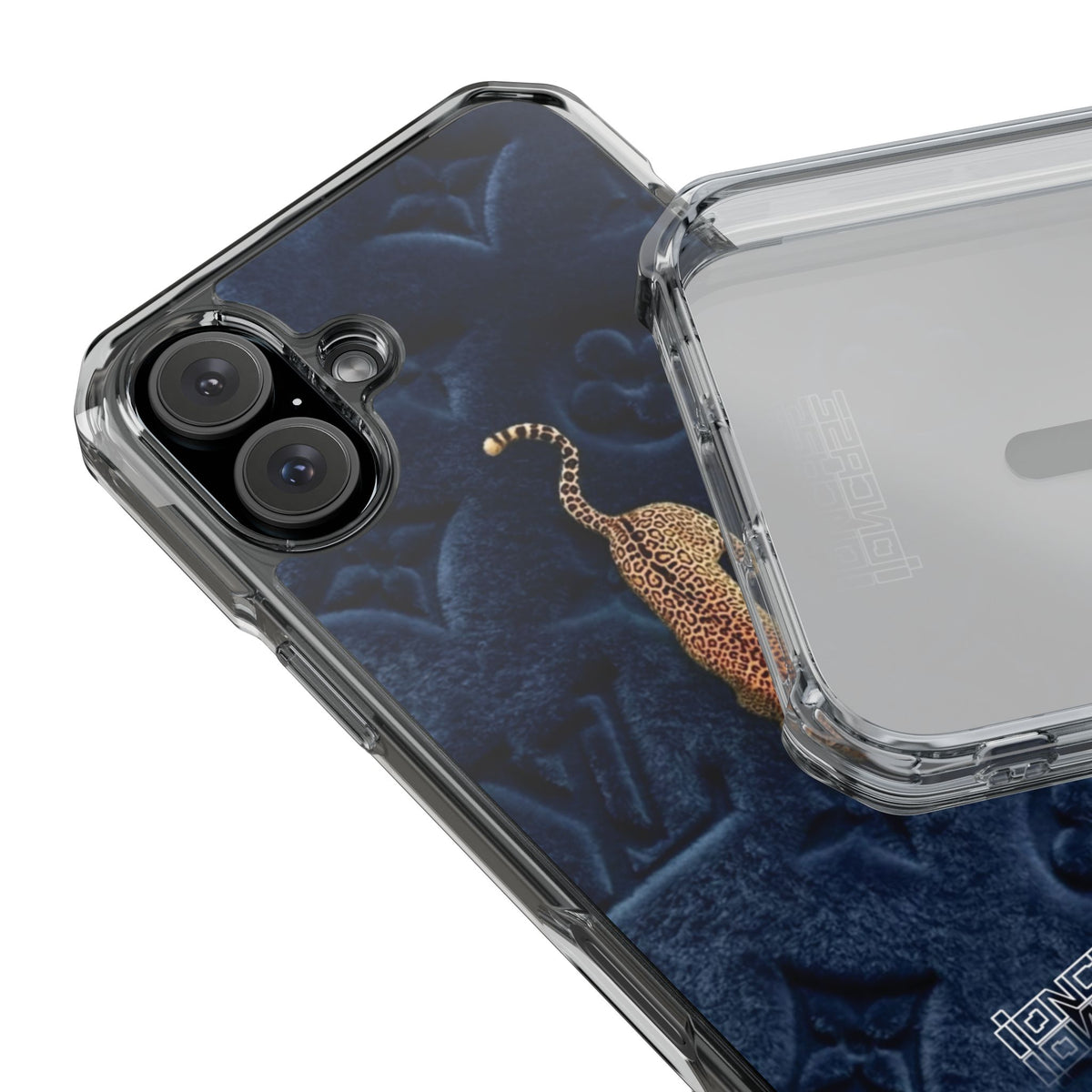 Coque Velours monogrammé bleu avec accent léopard